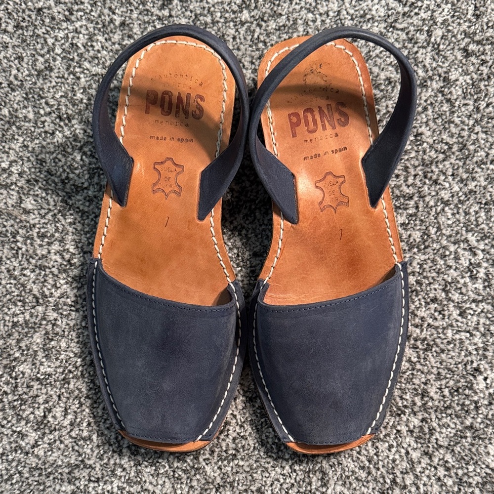 Navy Leather Wedge Avarca Pons Sandals